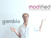 Dominik Späte zeigt von Gambio nach modified